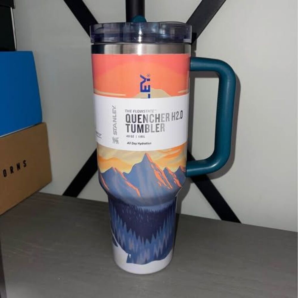40oz Stanley Limited Edition Dawn On High Flip Top H2.0 Quencher Tumbler
